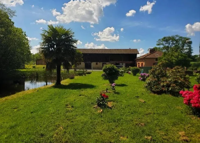 Venkovský dům Et D'hotes Aux Charlots Lagarde-Hachan